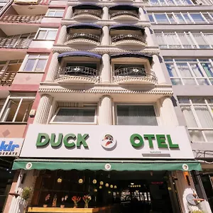 Hotel Duck, Istanboel